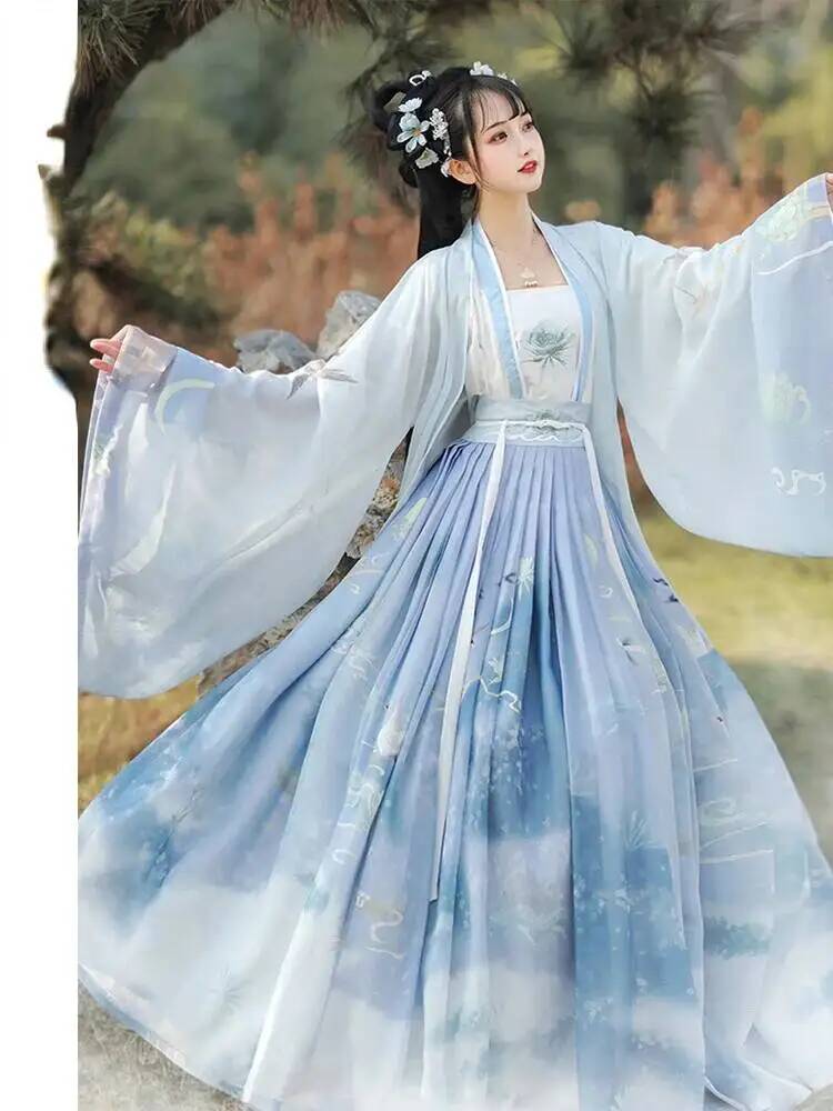 Traditional Hanfu Chinese New  - Asian Cosplay Anime 评论和价格